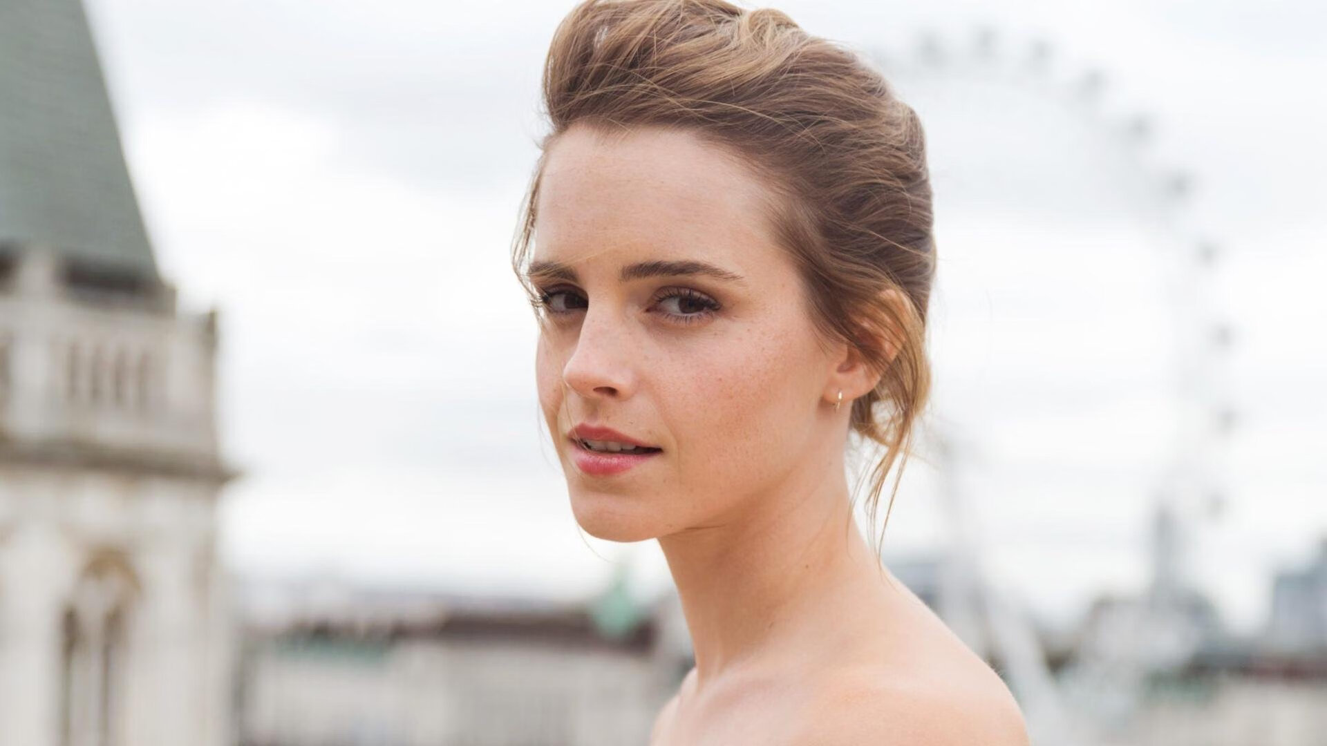 斯文施瓦茨决赛自信亮相,斯文百科