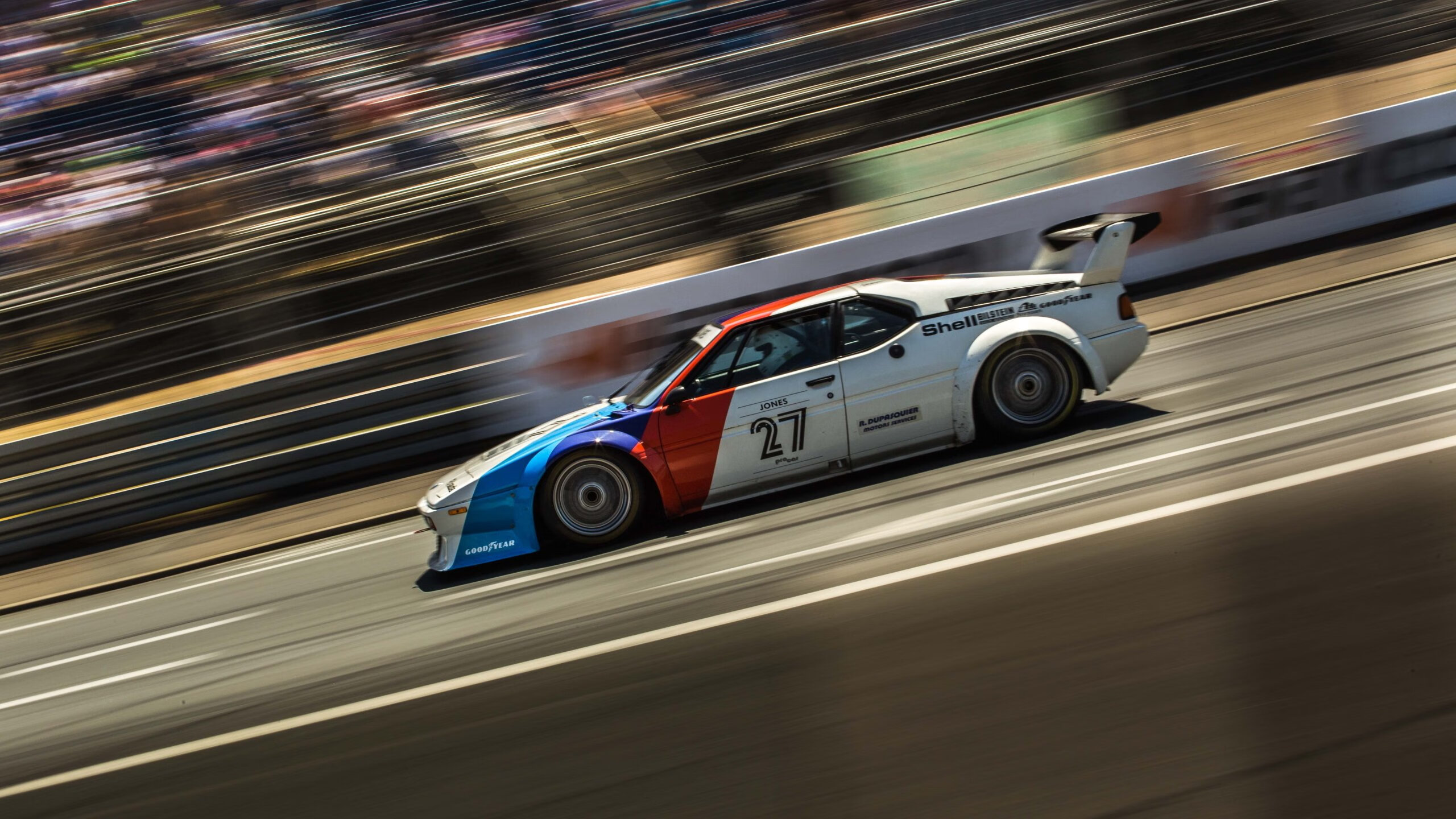 开云体育平台-特斯·冯·迪克：中场的指挥官，为南非队提供战术深度，安迪冯斯特拉克